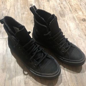 Like New Barely Worn Converse Insulated Boots